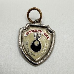 VTG Rosecraft "Opryland USA" 925 PLATED shield enamel charm/pendant!‎